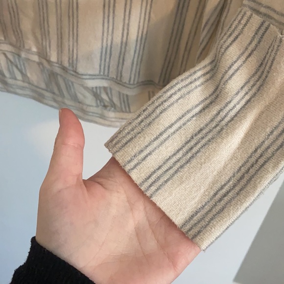 Blue striped top - Picture 3 of 3